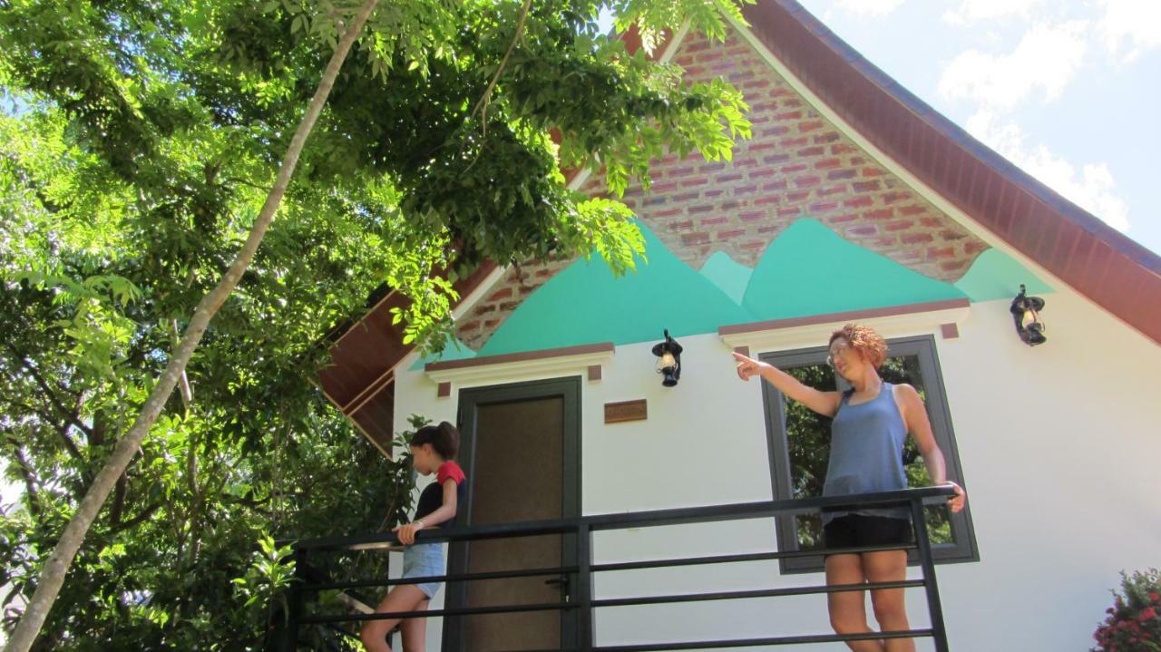 Tropical Valley Homestay - Villas フォンニャ エクステリア 写真