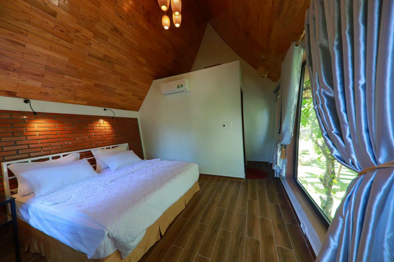 Tropical Valley Homestay - Villas フォンニャ エクステリア 写真