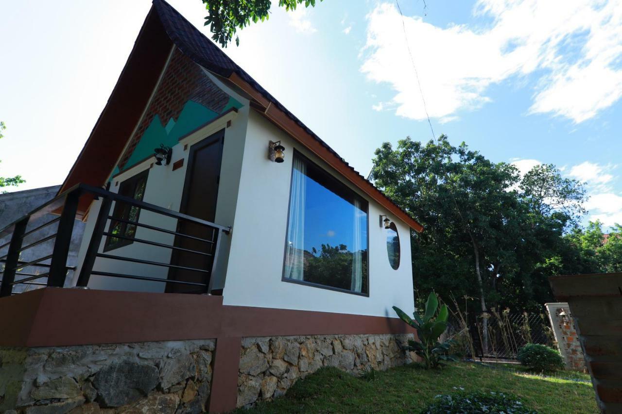 Tropical Valley Homestay - Villas フォンニャ エクステリア 写真