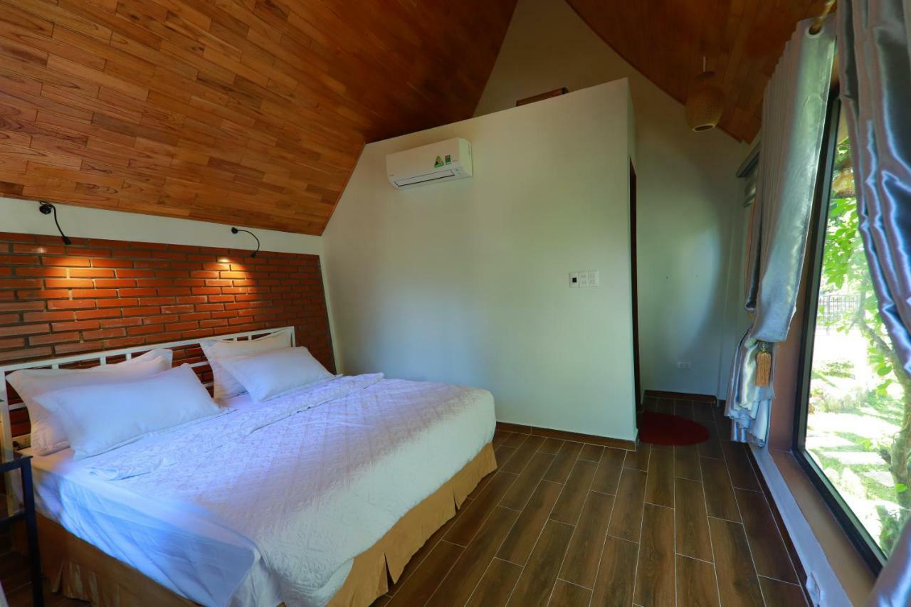 Tropical Valley Homestay - Villas フォンニャ エクステリア 写真