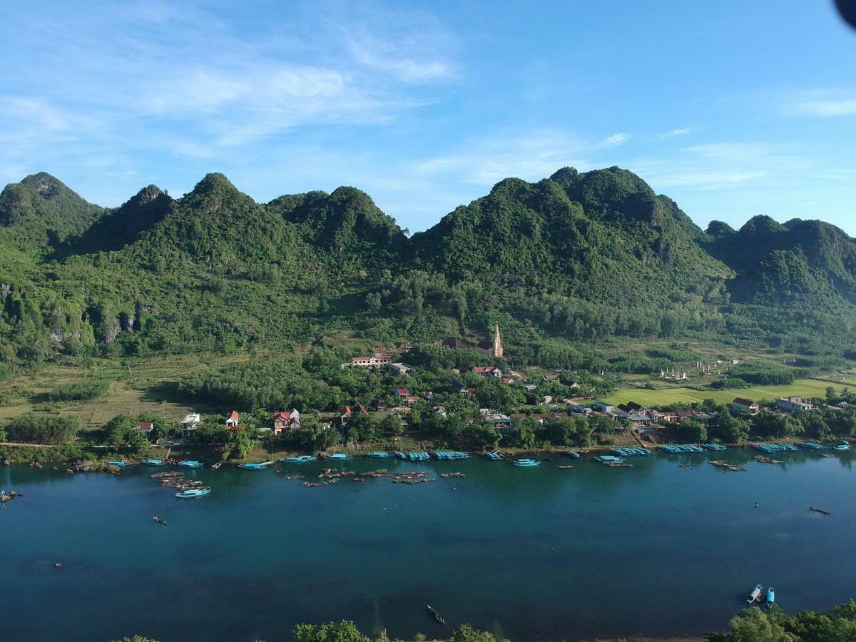 Tropical Valley Homestay - Villas フォンニャ エクステリア 写真